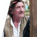 D' Artagnan beim Dämmerschoppen ...