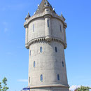 Le château d'eau point de repère dans la ville