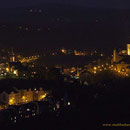 Weißes Kreuz, Blick zur Stadt Greiz bei Nacht
