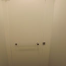 GSK-Glassysteme, Glassysteme, Glasanlagen, Glaskonstruktionen, Glas, WC - Trennwände, WC Kabinen, Duschen, Glasduschen, Scham – Trennwand, Urinal – Trennwand, Ganzglasanlagen, Umkleidekabinen, Umkleideschränke, Wertschließfächer, Glastüren, GSK Worm GmbH