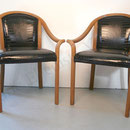 Chaises années 40 rénovées