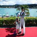 Verlobung Richard Lugner Casino Velden Stelzenläufer