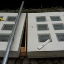  Fertigteile Paneele Glasstahlbetondecke mit Betongläsern (Hohlbetonglas, Vollglas, Halbschalen, Luxfer-Prismen). Lichtschachtabdeckung Wandpaneele Bodenpaneele Glass Blocks Panels, Überkopfverglasung, Glasbausteindeckenelement, Glasdecke, Glasstahlbeton-