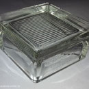 Bild: Lichtschachtabdeckung Lichtschacht-Abdeckungen Kellerschacht-Abdeckung Glasstein Glasstahlbeton glasbausteine-center glasbausteine-center.de Lichtschachtabdeckungen Lichtschacht-Abdeckung Glas Betongläser Halbschalen Glassteindecke Paves Pavers 