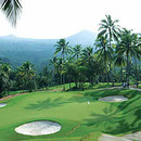 Der Golfplatz von Koh Samui ist traumhaft gelegen in den Hügeln der Insel. Er gilt jedoch als ziemlich schwierig und ist eine grosse Herausforderung