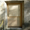 Porte Type croisée avec volet