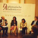 Podiumsdiskussion mit Lakis Jordanopoulos, Evangelos A. Antonaros, Maria Vassilakou, Christian Schlötzer  und Marc Fähndrich (v.l.n.r.)