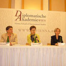 Marita Vihervuori, Werner Merzeder, Margareta Stubenrauch, Kirsti Kauppi und Marc Fähndrich (v.l.n.r). diskutierten über Finnland