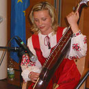 Kateryna Krekotun mit der Bandura