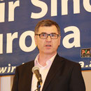 Jürgen Gmelch von der Vertretung der Europäischen Kommission in Österreich begrüßt die Gäste