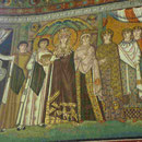 Mosaik der Kaiserin Teodora in der Basilika S. Vitale, Ravenna, Italien