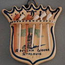 Miniatuurpijpjes in plateel, handbeschilderd rekje, gedateerd 1942.