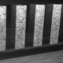 Bar avec intégration de verre fusionné et lumière