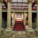 Und die Eingangshalle der Oper.