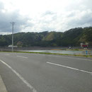 ４１０　小本川左岸（後方に旧・小本中学校）