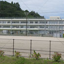 ２４１９　豊間中学校（保育園と学童クラブを併設）