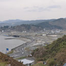 ０８７０　親和会本部（旧・陸中海岸ホテル）からみた山田町中心部 