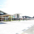 ５９３　早朝のアパッセと市民センター
