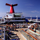 Vue des ponts supérieurs du Carnival Valor