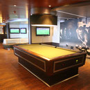 La table de billard du bar sportif  "L'Olympiade"
