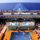 La piscine « Prometheus » du Carnival Valor