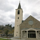 Pfarrkirche Bad Traunstein mit Wachtstein
