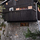 Die Ruetschhütte, ein Adlerhorst in der Felswand