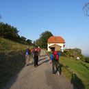 Die Wandergruppe unterwegs zum Einstieg