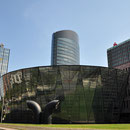 Die Stadt- und Landesbibliothek mit RWE Tower