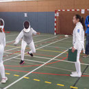 Nos jeunes minimes au combat pour la première compétition : Chrystal contre Camille.
