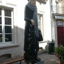 François Brochet a réalisé cette fois la statue d'une poétesse auxerroise, Marie-Noël