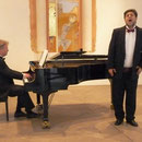 Igor Dubowski (Bass) und Holger Berndsen (Klavier) in der Gethsemanekirche