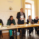 Herr Scheidereiter hält die Laudatio