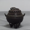 A17．須賀月真 蝋型香炉 龍足霊芝ツマミ蓋 - 高岡銅器展示館
