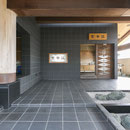 玄関入口真正面