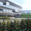 Kunsthof - Platz für Kunst und Aufführungen -  mit Rasenwelle