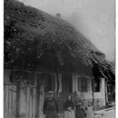 Blechschmitt Stauch mit Familie Zillig vor Anwesen Gerhard Bender in der Geitherstraße