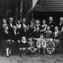 Familie Mane im Anwesen in der Duttweiler Straße (Herrmann Schilling)