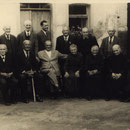 Altennachmittag mit Bürgermeister Karl Ramsel und Pfarrer Rieder: v.l.o. Jean Nett, Christoph Wächtler, Adam Becker (Steffelbecker), Franz Rößler, Josef Funk, Franz Kästel, Michael Henrich, Thomas Groß (Balzer Domas), Josef Lohaas, Katharina Weber  