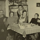 Familienfeier bei Sophie und Harry Stadler mit Elizabeth Weber und Willi Kaufmann