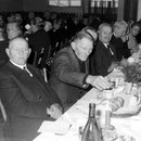 Altennachmittag v.l. Stefan Schmitt, Franz Klohe, Adam Engler, Karl Mohr und Frau Hilschmann, Oma von Angelika Joa