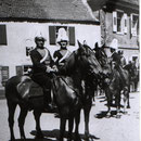 Kriegerfest 1935 mit Rudolf Henrich und Jakob Weber im Vordergrund