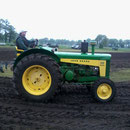 John Deere 830
