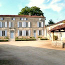 Maison et cour
