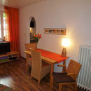 Apartment 2, Essbereich