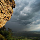 Staffelfels vor dem Gewitter | © Bernhard Thum, ID-Nummer BA-XX-20XX-003