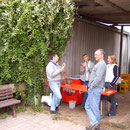 Gutgelaunte Helfer