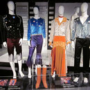 Die ABBA-Garderobe von ihrem Sieg beim Grand Prix de la Chanson d'Eurovision 1974 im Powerhouse Museum