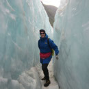 In einer Schlucht im Eis des Franz Josef-Gletschers