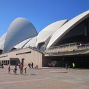 Blauer Himmel und Sonnenschein ueber dem Opera House :-)